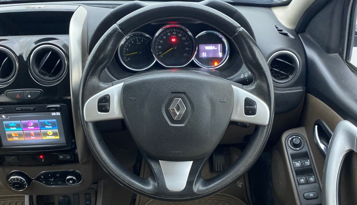 2017 Renault Duster RXZ AMT 110 PS, Diesel, Automatic, 80,077 km, Steering Wheel Close Up