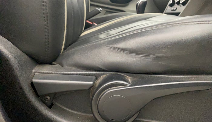 2016 Tata Tiago XZ PETROL, Petrol, Manual, 12,101 km, Driver Side Adjustment Panel
