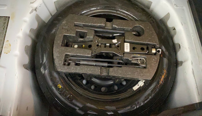 2022 Volkswagen TAIGUN TOPLINE 1.0 TSI MT, Petrol, Manual, 78,249 km, Spare Tyre