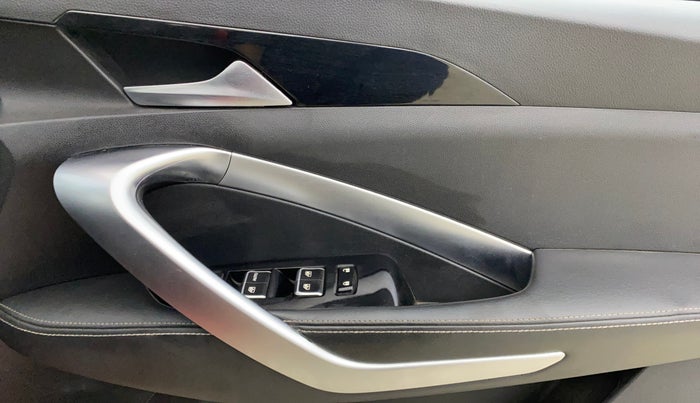 2020 MG HECTOR SHARP 2.0 DIESEL, Diesel, Manual, 77,127 km, Driver Side Door Panels Control