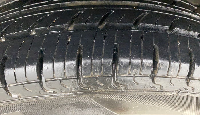 2018 Datsun Redi Go T (O), Petrol, Manual, 76,264 km, Left Rear Tyre Tread