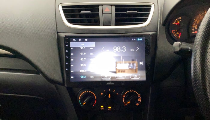 2017 Maruti Swift LXI (O), Petrol, Manual, 89,803 km, Air Conditioner