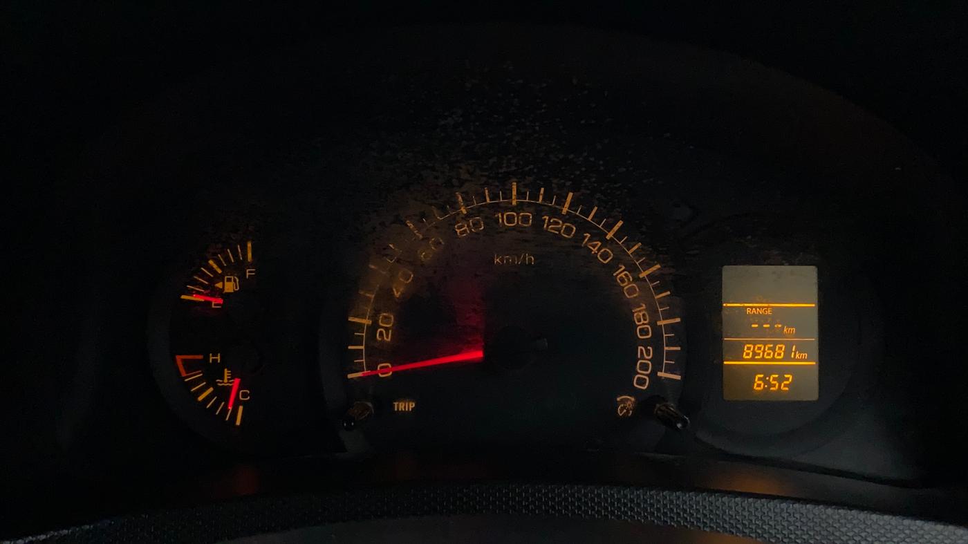 2017 Maruti Swift LXI (O), Petrol, Manual, 89,803 km, Odometer Image