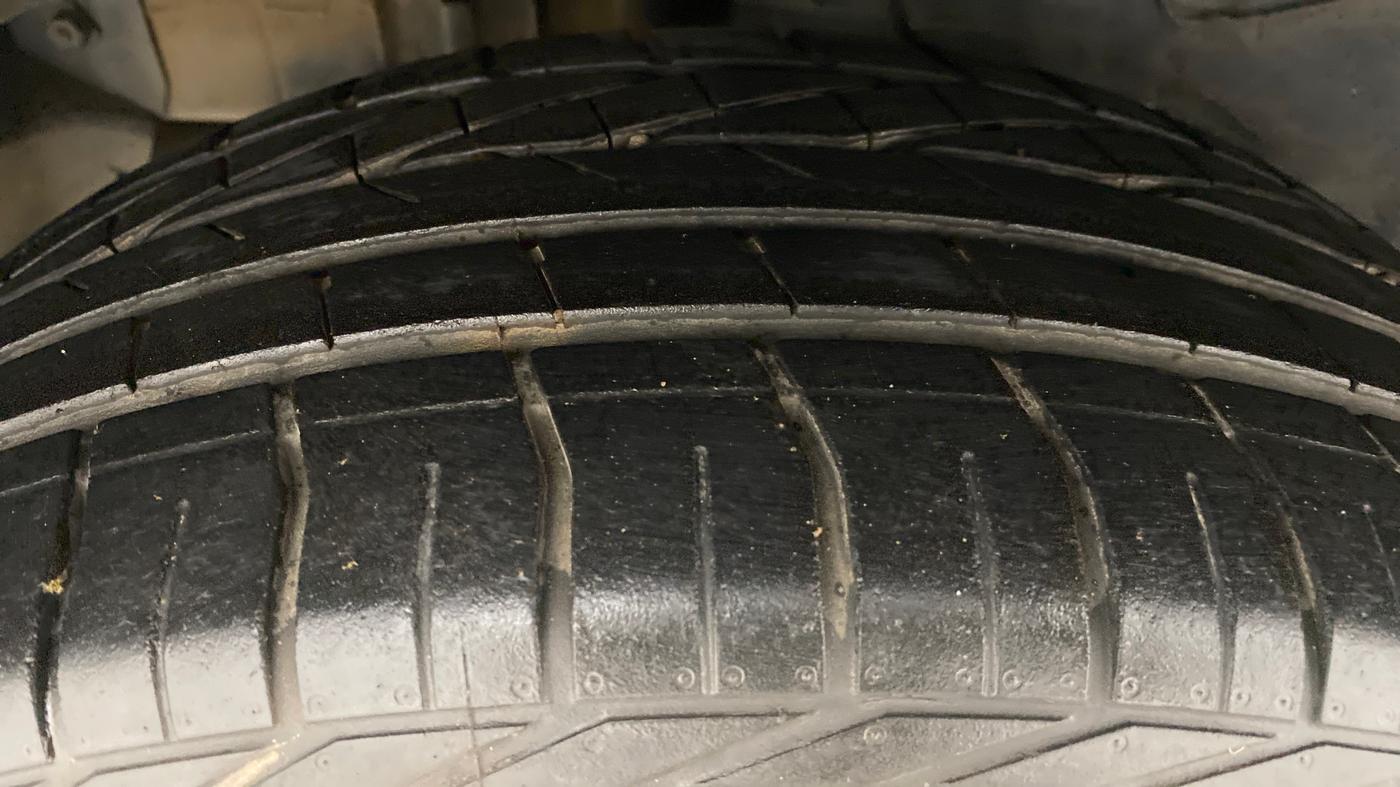 2019 Tata NEXON XZA+ 1.5, Diesel, Automatic, 31,636 km, Right Rear Tyre Tread