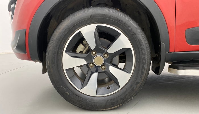 2019 Tata NEXON XZA+ 1.5, Diesel, Automatic, 31,636 km, Left Front Wheel