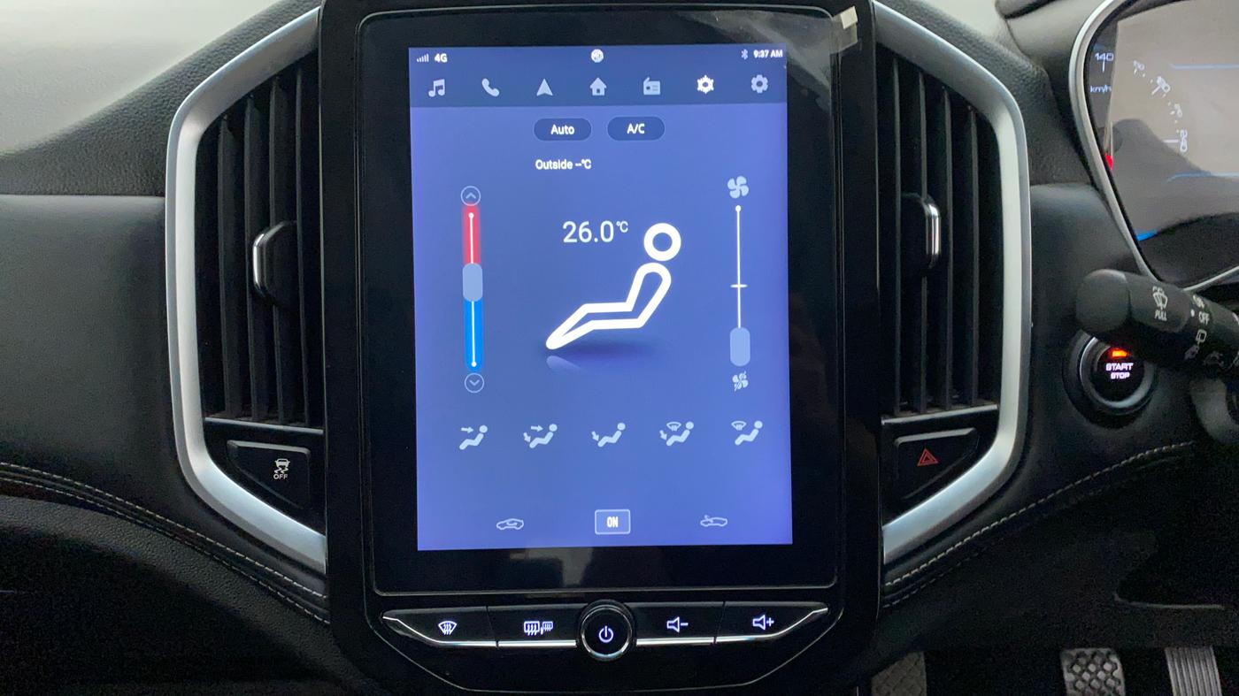 2021 MG HECTOR SHARP 2.0 DIESEL, Diesel, Manual, 26,559 km, Automatic Climate Control