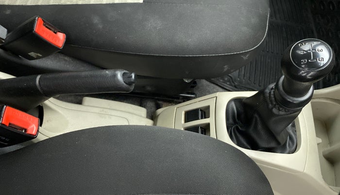 2019 Maruti Alto LXI, Petrol, Manual, 43,419 km, Gear Lever