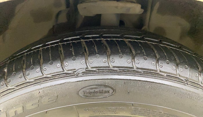 2021 Tata TIGOR XZA PLUS PETROL, Petrol, Automatic, 27,465 km, Right Front Tyre Tread