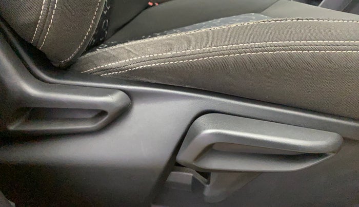 2020 Tata Tiago XZ PLUS PETROL, Petrol, Manual, 42,331 km, Driver Side Adjustment Panel