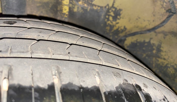2020 Tata Tiago XZ PLUS PETROL, Petrol, Manual, 42,331 km, Right Rear Tyre Tread