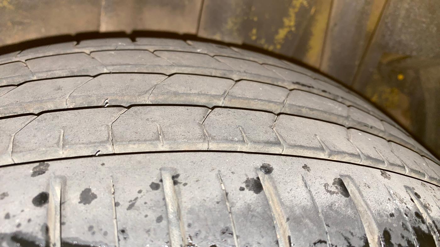 2020 Tata Tiago XZ PLUS PETROL, Petrol, Manual, 42,331 km, Left Rear Tyre Tread