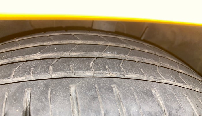 2020 Tata Tiago XZ PLUS PETROL, Petrol, Manual, 42,331 km, Right Front Tyre Tread
