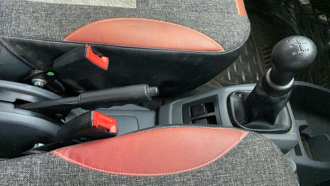 2015 Maruti Alto 800 LXI, Petrol, Manual, 16,395 km, Gear Lever