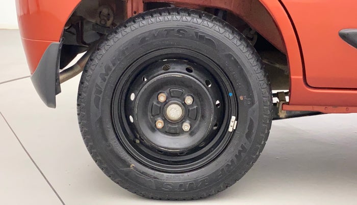 2013 Maruti Alto K10 VXI, Petrol, Manual, 28,004 km, Right Rear Wheel