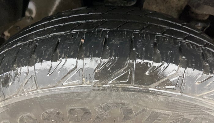 2023 Mahindra BOLERO NEO N10 R, Diesel, Manual, 44,266 km, Right Front Tyre Tread