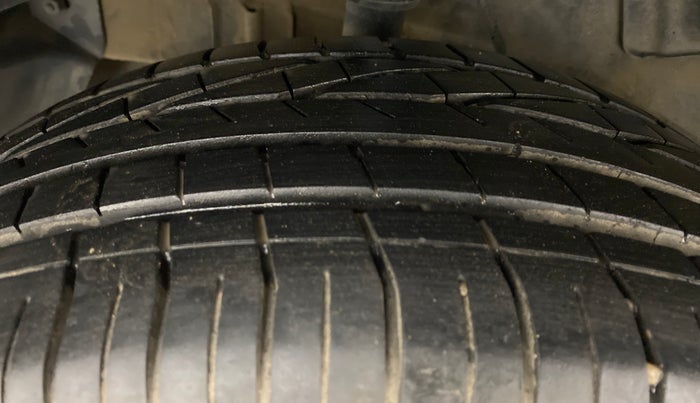 2019 Tata NEXON XZA+ 1.5, Diesel, Automatic, 35,146 km, Right Rear Tyre Tread
