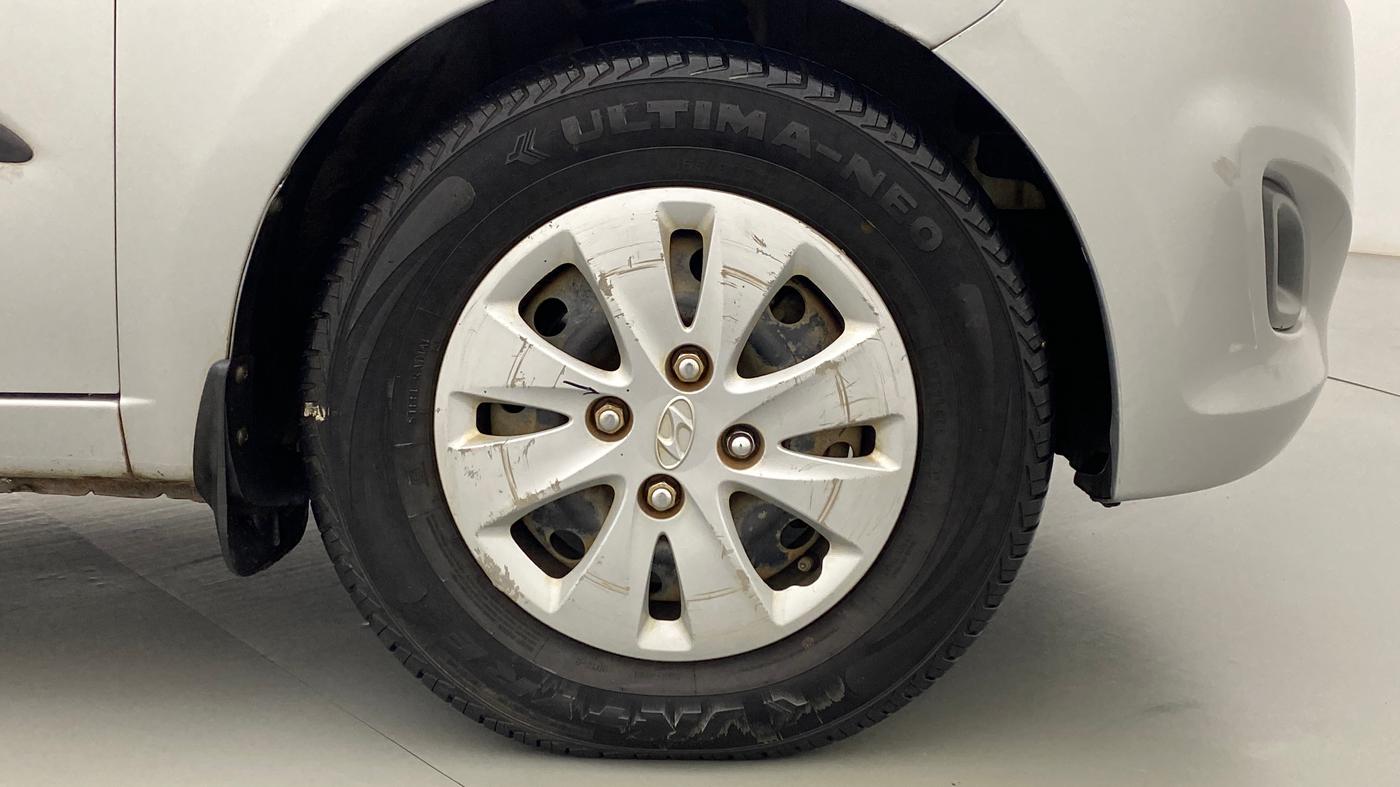 2012 Hyundai i10 MAGNA 1.2 KAPPA2, Petrol, Manual, 40,368 km, Right Front Wheel