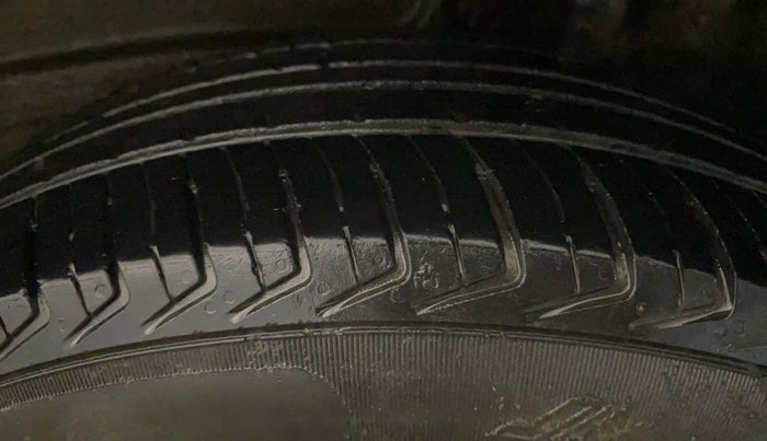 2022 Maruti New Wagon-R LXI 1.0, Petrol, Manual, 44,500 km, Left Rear Tyre Tread