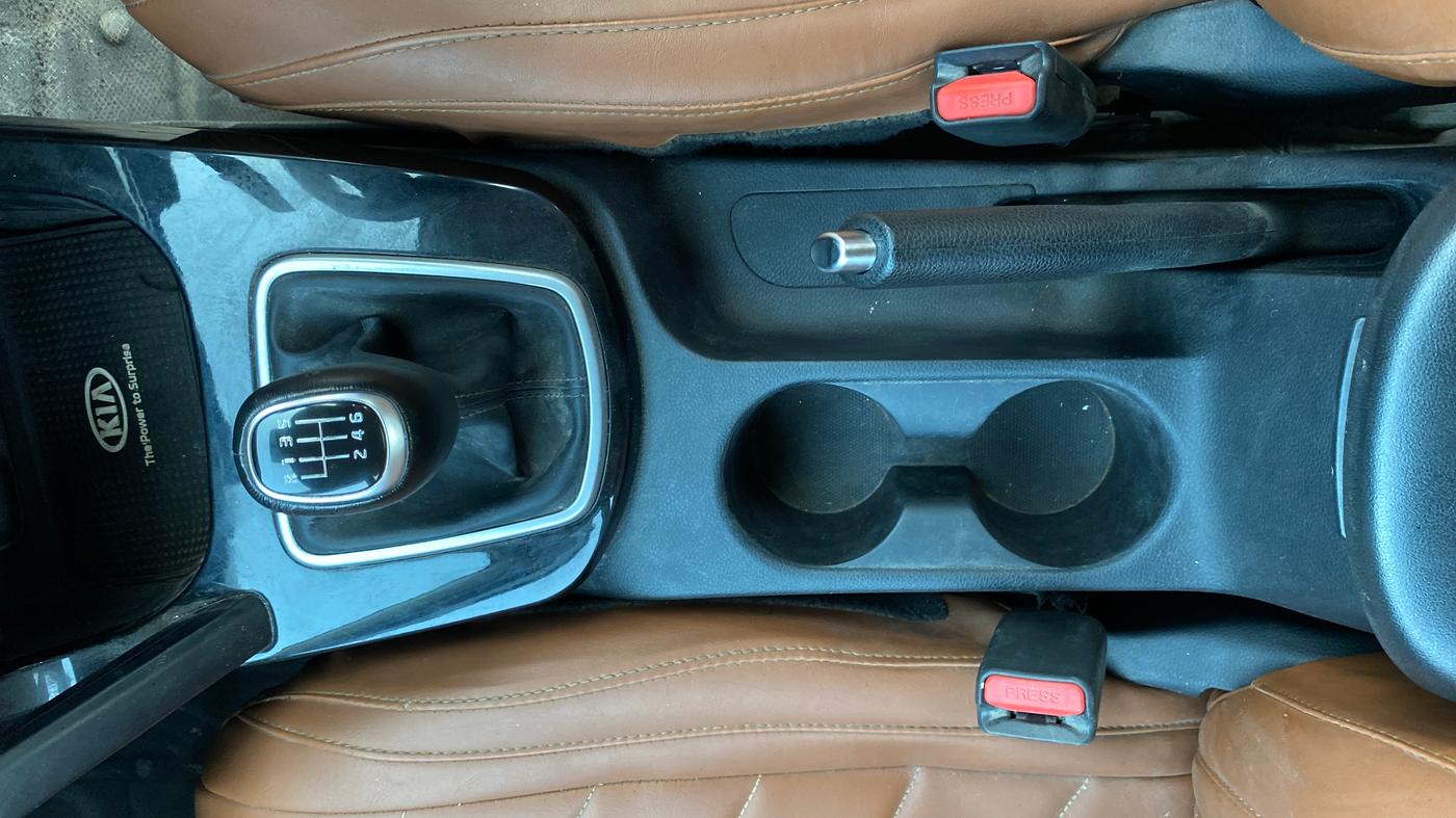 2020 KIA SELTOS HTK PLUS 1.5, Petrol, Manual, 58,511 km, Gear Lever