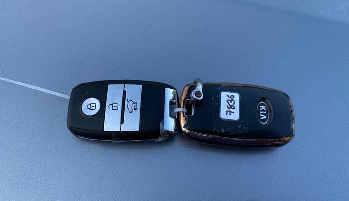 2020 KIA SELTOS HTK PLUS 1.5, Petrol, Manual, 58,494 km, Key Close Up
