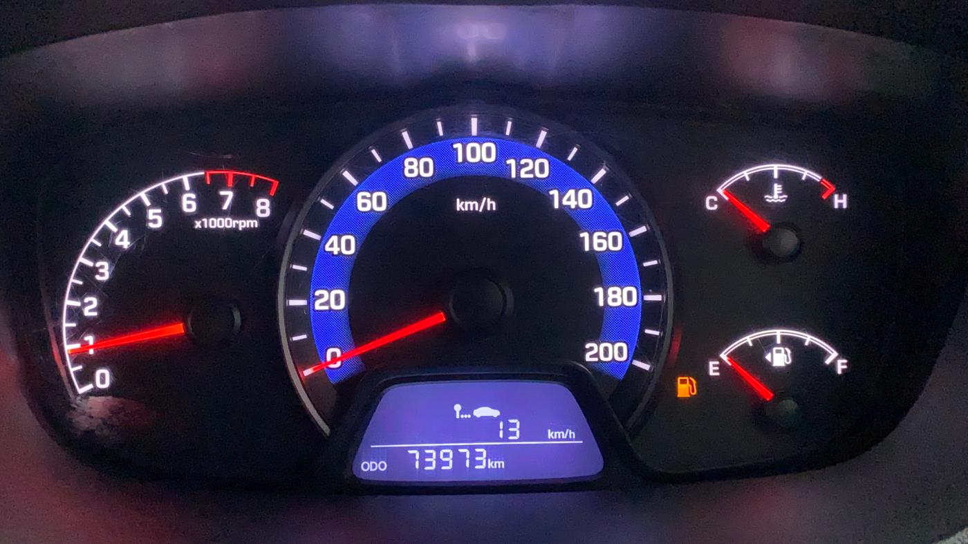 2016 Hyundai Xcent SX 1.2 (O), Petrol, Manual, 73,939 km, Odometer Image
