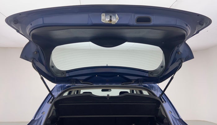 2017 Maruti S Cross ZETA SHVS, Diesel, Manual, 38,226 km, Boot Door Open