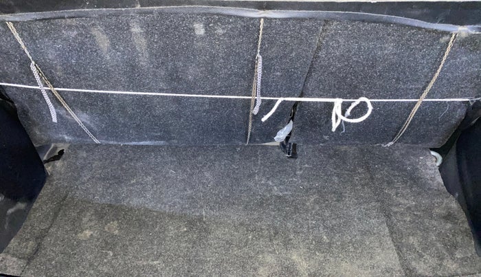 2015 Maruti Swift VXI, Petrol, Manual, 49,667 km, Boot Inside