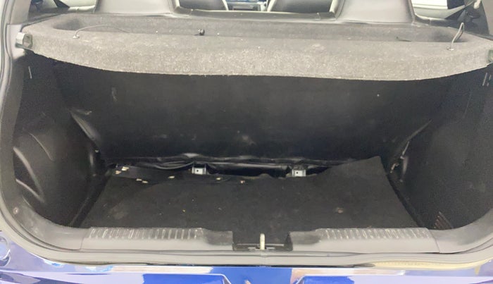 2019 Maruti Swift VXI, Petrol, Manual, 1,08,501 km, Boot Inside