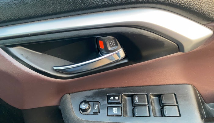 2023 Maruti Grand Vitara SIGMA SMART HYBRID, Petrol, Manual, 21,262 km, Driver Side Door Panels Control