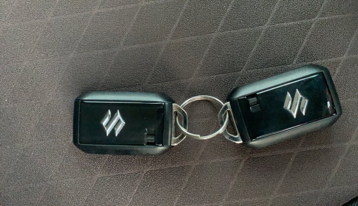 2023 Maruti Grand Vitara SIGMA SMART HYBRID, Petrol, Manual, 21,262 km, Key Close Up