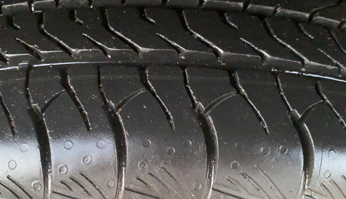 2023 Maruti Grand Vitara SIGMA SMART HYBRID, Petrol, Manual, 21,262 km, Right Rear Tyre Tread