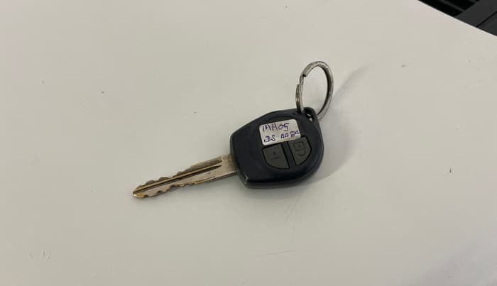 2018 Maruti Ertiga VXI CNG, CNG, Manual, 57,146 km, Key Close Up