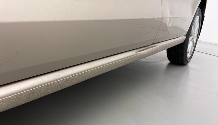 2017 Volkswagen Vento 1.2 TSI HIGHLINE PLUS AT, Petrol, Automatic, 85,541 km, Left running board - Slightly dented