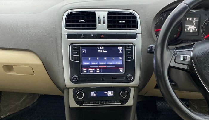 2017 Volkswagen Vento 1.2 TSI HIGHLINE PLUS AT, Petrol, Automatic, 85,541 km, Air Conditioner