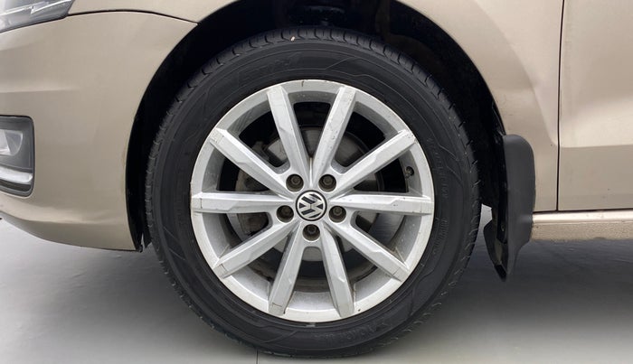 2017 Volkswagen Vento 1.2 TSI HIGHLINE PLUS AT, Petrol, Automatic, 85,541 km, Left Front Wheel