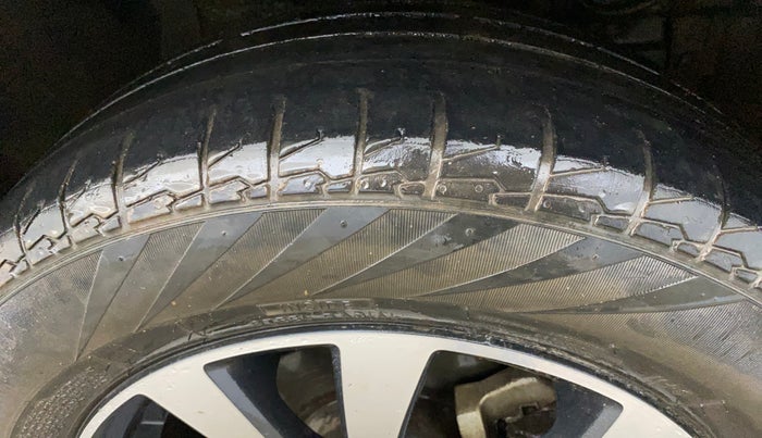 2021 Maruti S Cross ZETA 1.5, Petrol, Manual, 50,525 km, Right Front Tyre Tread