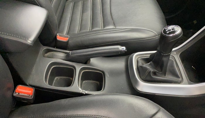 2021 Maruti S Cross ZETA 1.5, Petrol, Manual, 50,525 km, Gear Lever