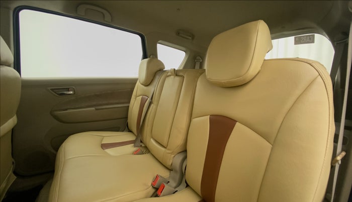 2012 Maruti Ertiga VXI, Petrol, Manual, 68,138 km, Right Side Rear Door Cabin