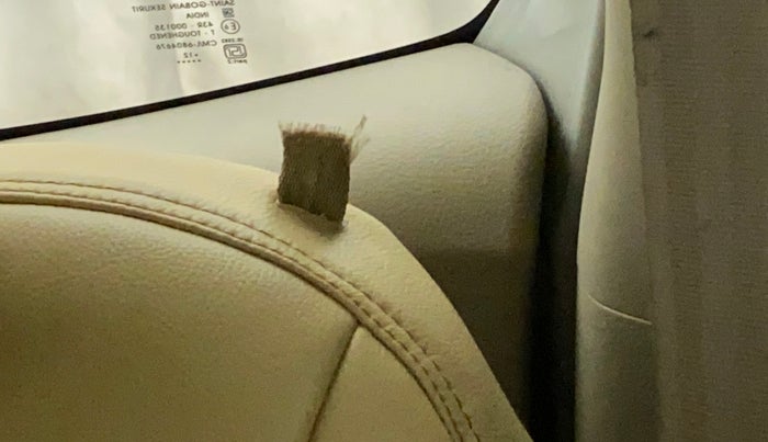 2012 Maruti Ertiga VXI, Petrol, Manual, 68,138 km, Third-row left seat - Folding lever not working