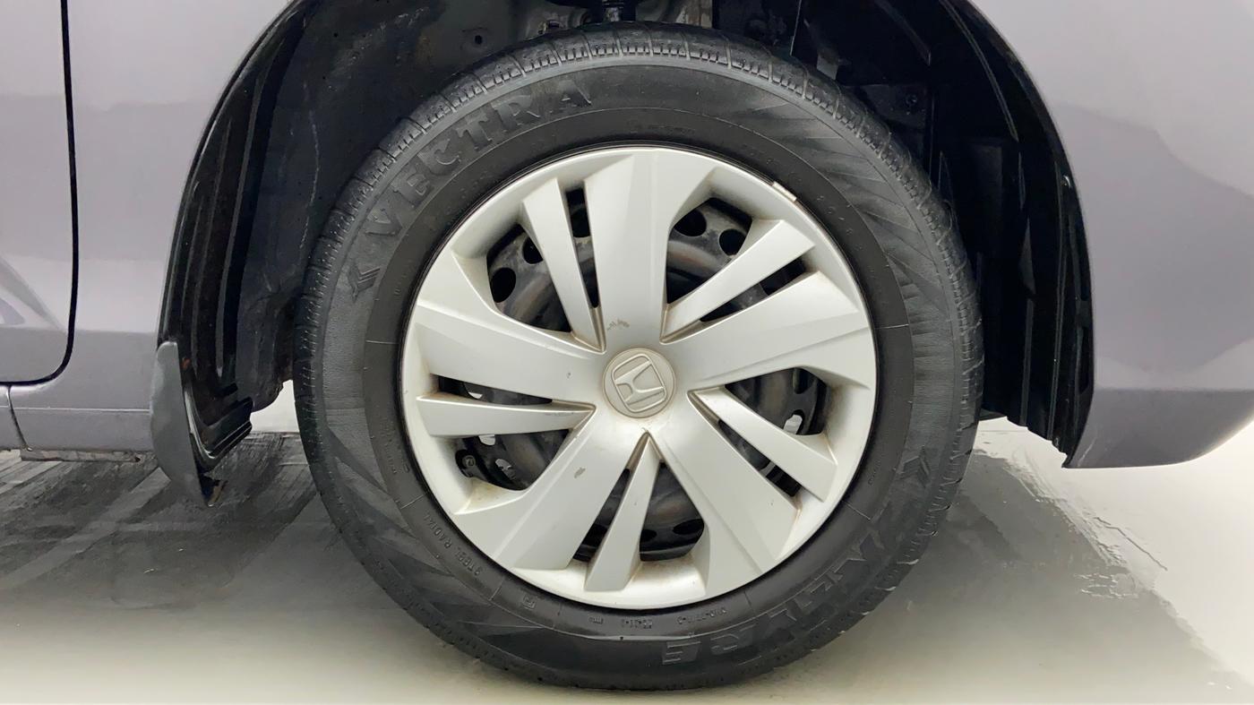 2018 Honda Amaze 1.2 SMT I VTEC, Petrol, Manual, 28,057 km, Right Front Wheel