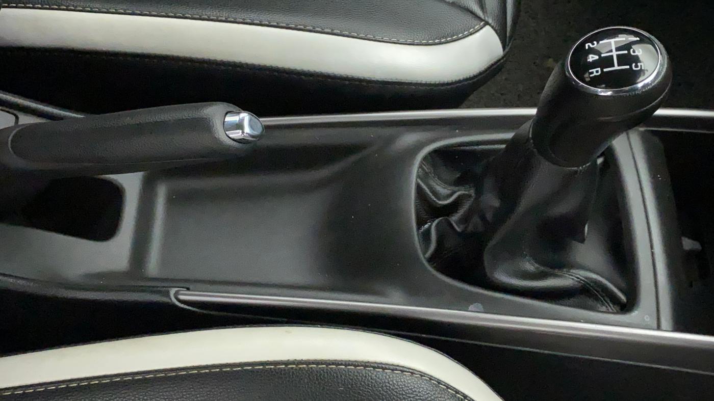 2020 Maruti Baleno DELTA PETROL 1.2, Petrol, Manual, 52,486 km, Gear Lever