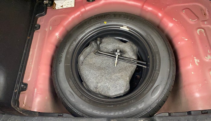 2021 Hyundai VENUE SX 1.0 TURBO, Petrol, Manual, 60,771 km, Spare Tyre