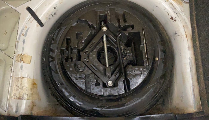 2016 Volkswagen Polo HIGHLINE1.2L, Petrol, Manual, 76,926 km, Spare Tyre