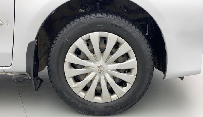 2011 Toyota Etios G, Petrol, Manual, 71,426 km, Right Front Wheel