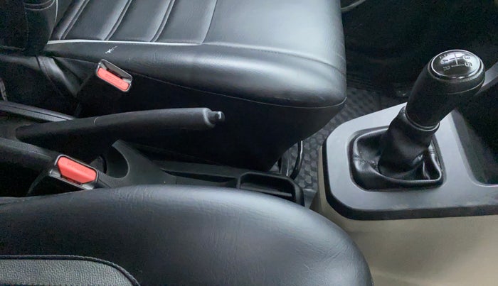 2019 Maruti New Wagon-R LXI 1.0 L, Petrol, Manual, 51,992 km, Gear Lever