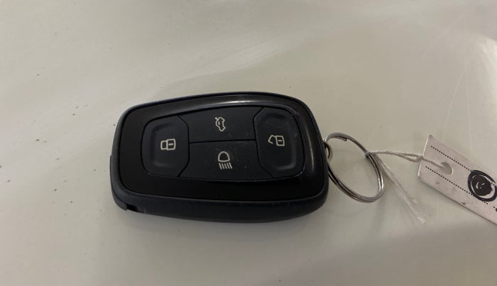 2018 Tata NEXON XZA PLUS PETROL, Petrol, Automatic, 78,263 km, Key Close Up