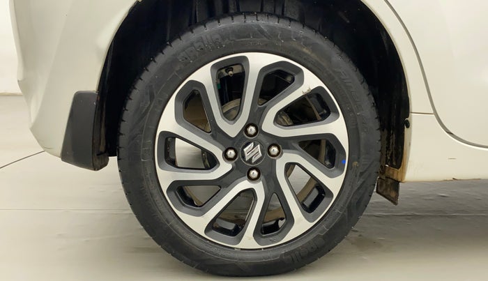 2022 Maruti Baleno ALPHA PETROL 1.2, CNG, Manual, 42,756 km, Right Rear Wheel