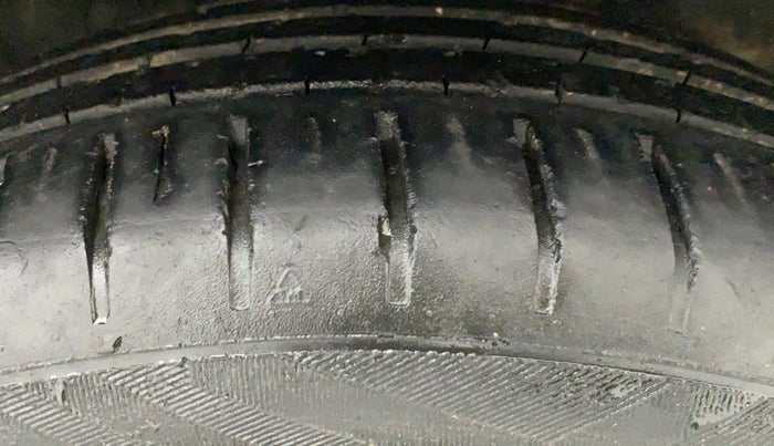 2022 Maruti Baleno ALPHA PETROL 1.2, CNG, Manual, 42,756 km, Right Front Tyre Tread
