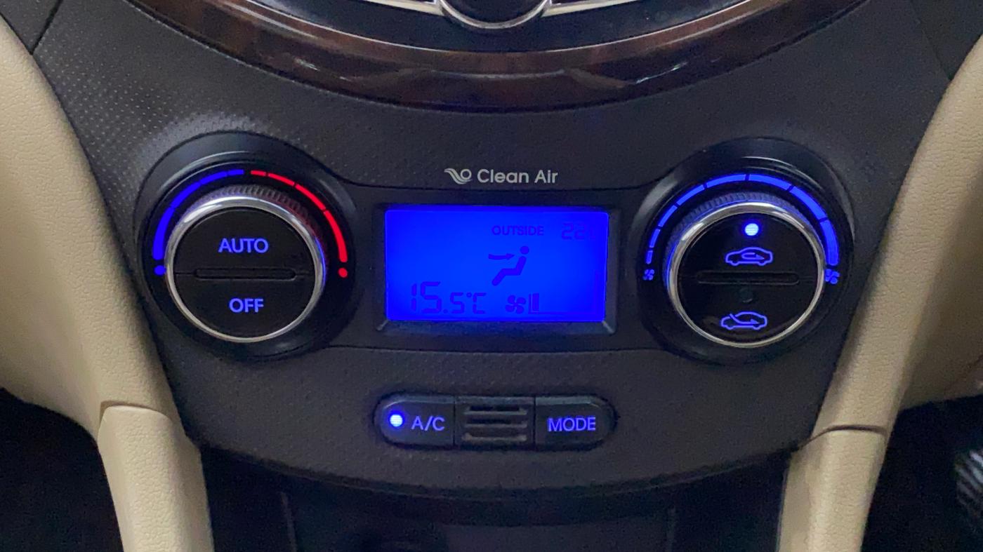 2014 Hyundai Verna FLUIDIC 1.6 VTVT SX, Petrol, Manual, 97,341 km, Automatic Climate Control