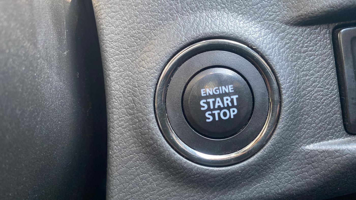 2017 Maruti Vitara Brezza ZDI PLUS DUAL TONE, Diesel, Manual, 83,149 km, Keyless Start/ Stop Button